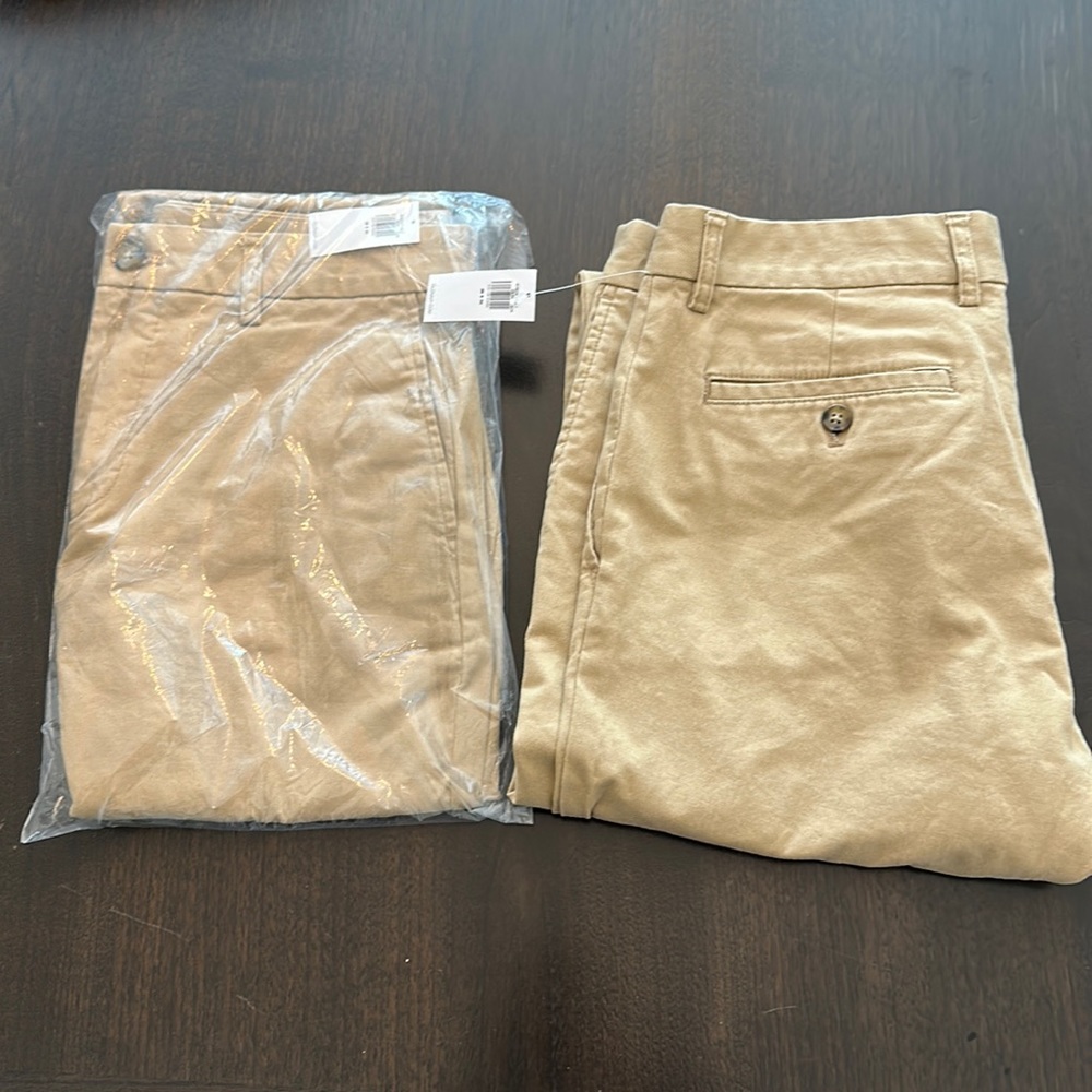 Old Navy men’s chinos size 29x34  slim, built-in flex NWT